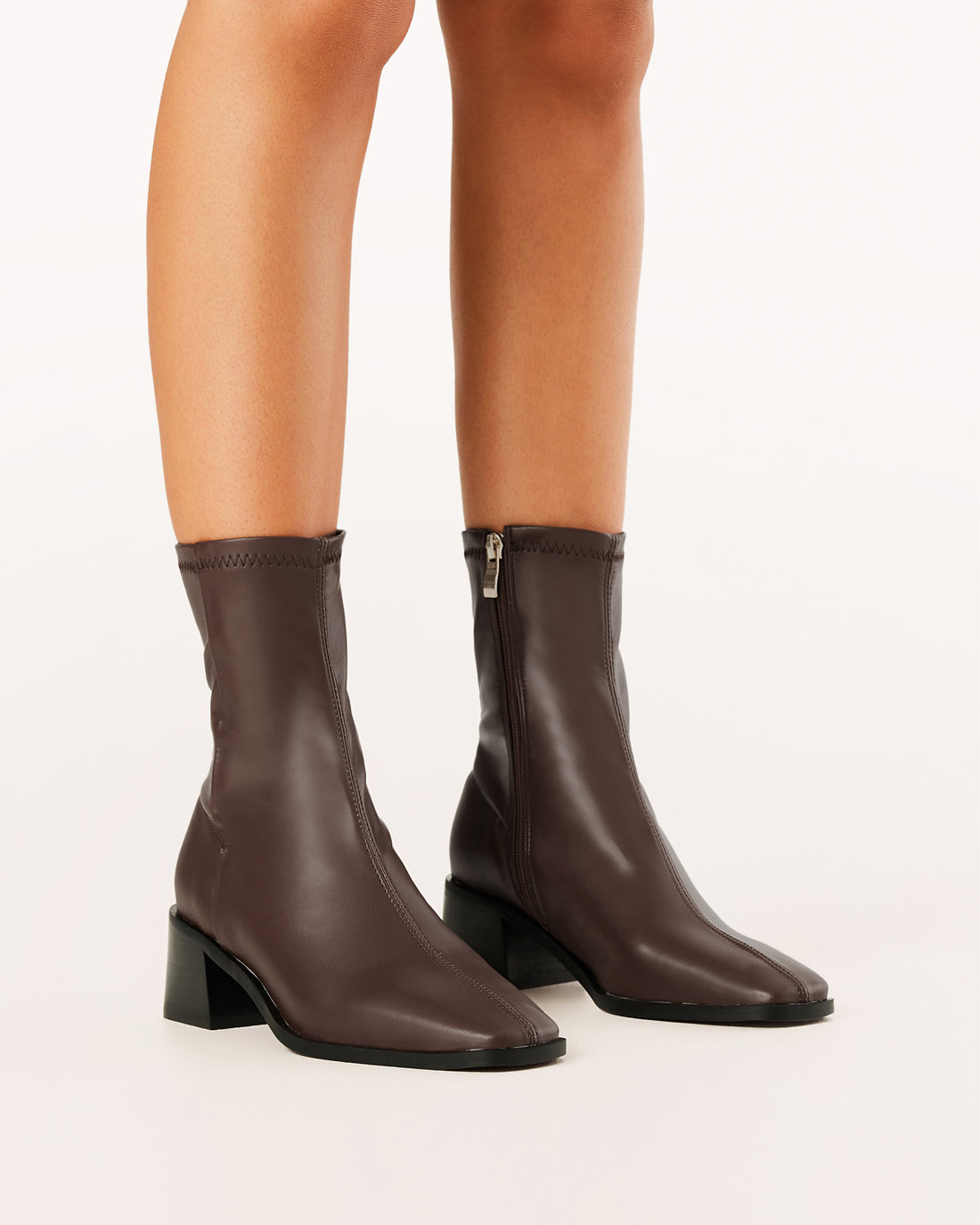 LITTLE BROWN BOOTIE