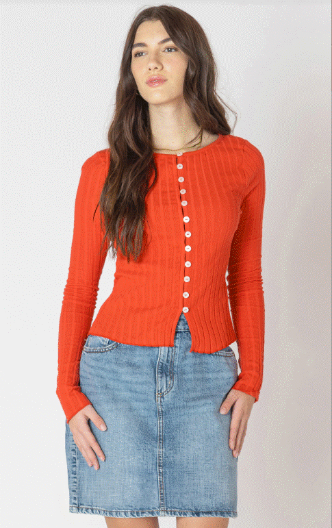 CANDY RED BUTTON FRONT TOP