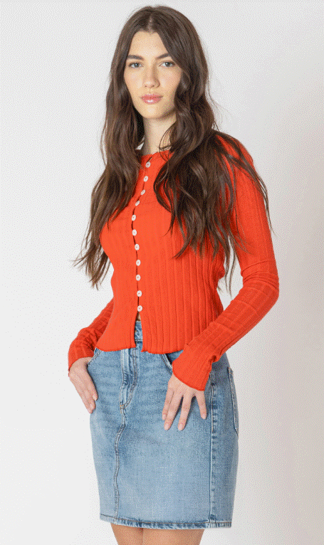CANDY RED BUTTON FRONT TOP
