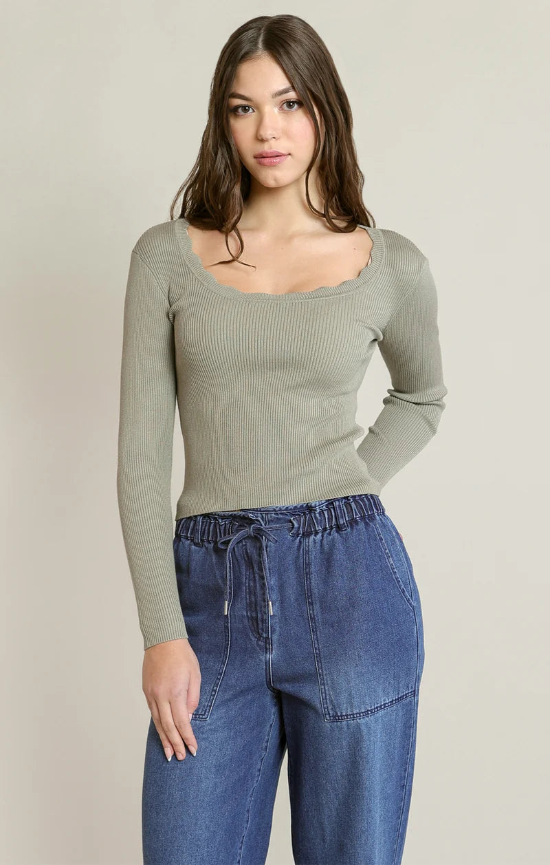 Sage Scallop Top