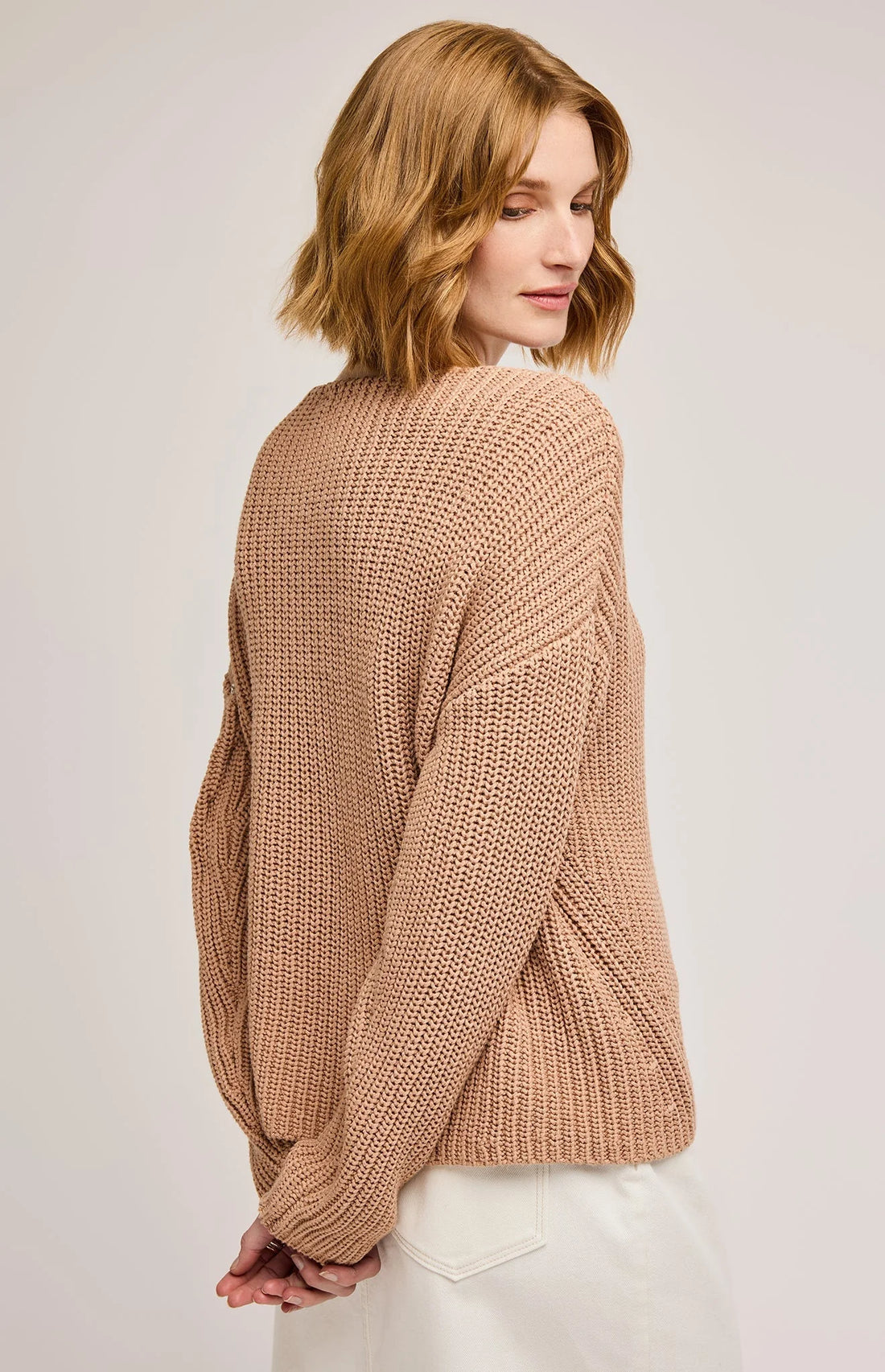 SPENCER V NECK SWEATER