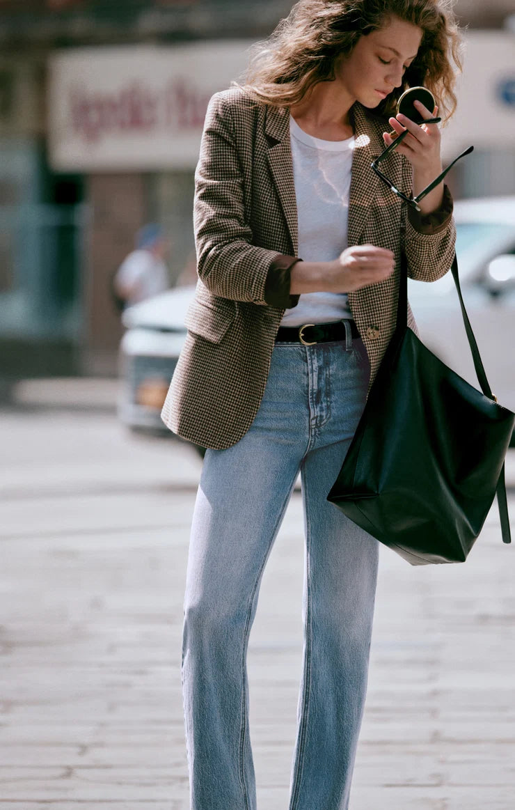 THE MUSE HIGH-RISE STRAIGHT DENIM