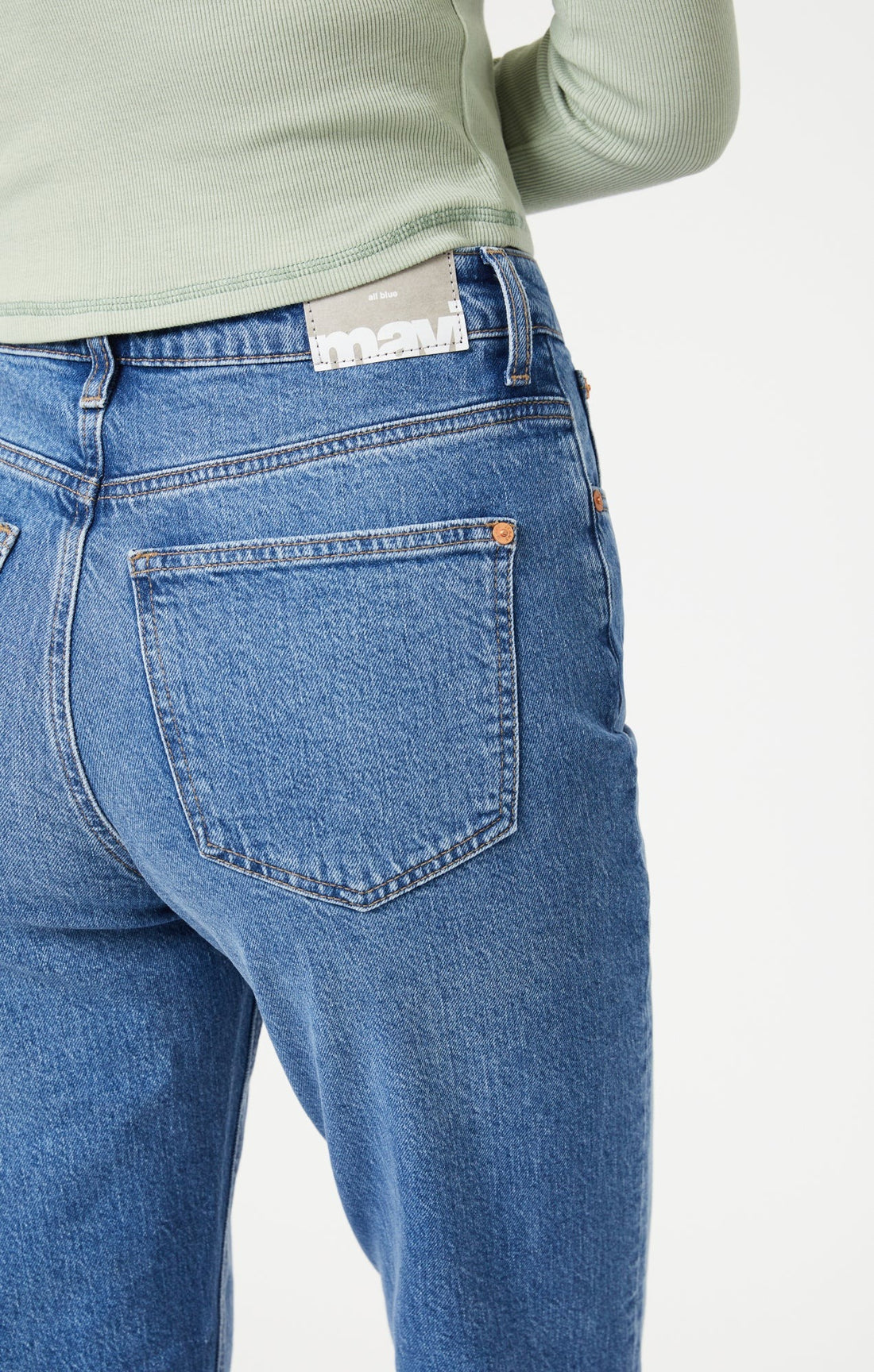 NEW YORK STRAIGHT LEG JEANS