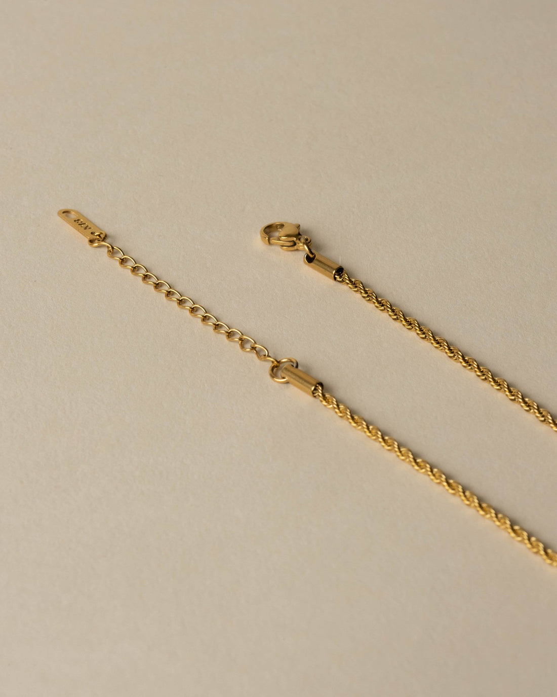 SUNFLOWER ICON NECKLACE